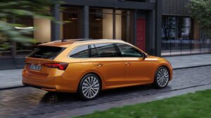 Машины с самым большим багажником (2025): как выбрать, что учесть и где подвохи