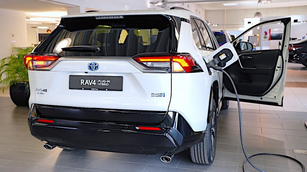 MHEV vs HEV vs PHEV: что выбрать для города и трассы