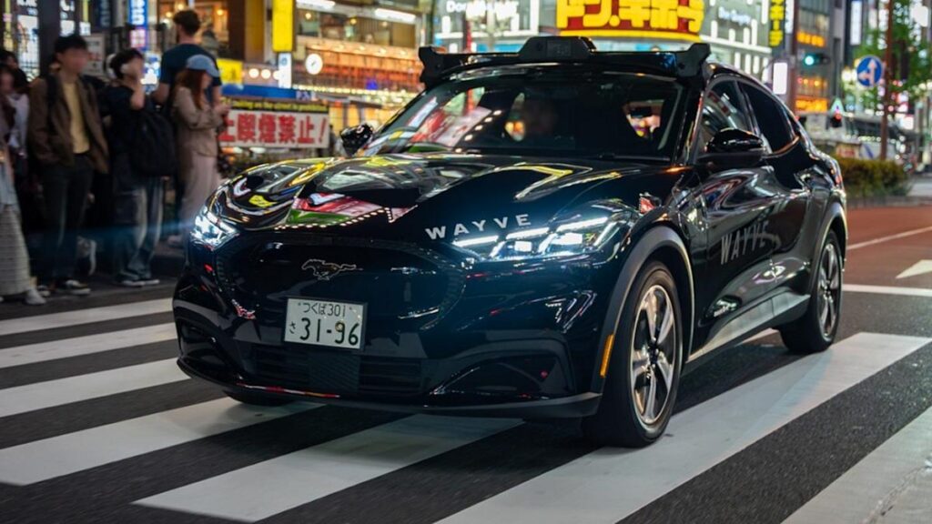 Нейросети в системах автономного вождения: последние разработки (2024–2025)