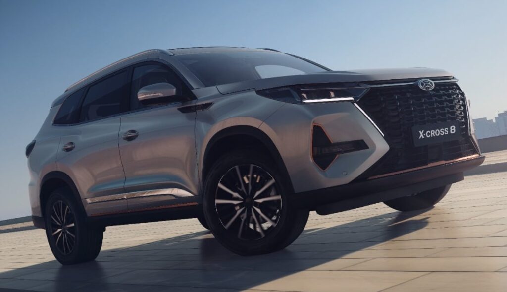 Xcite X-Cross 8: тестируем 7-местный кроссовер