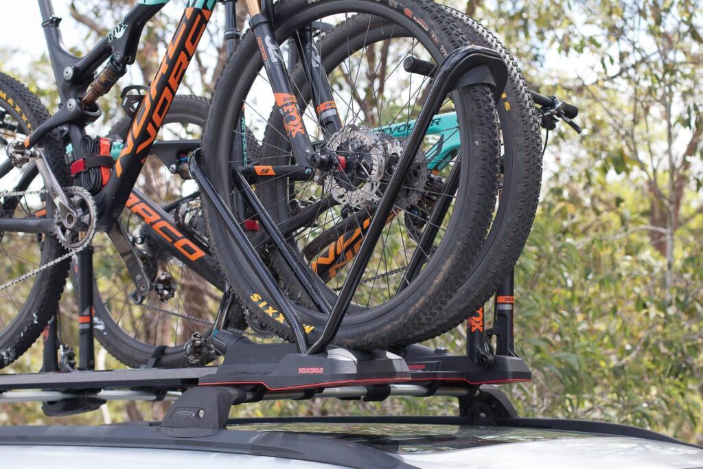 Как перевезти велосипед на автомобиле: лучшие решения