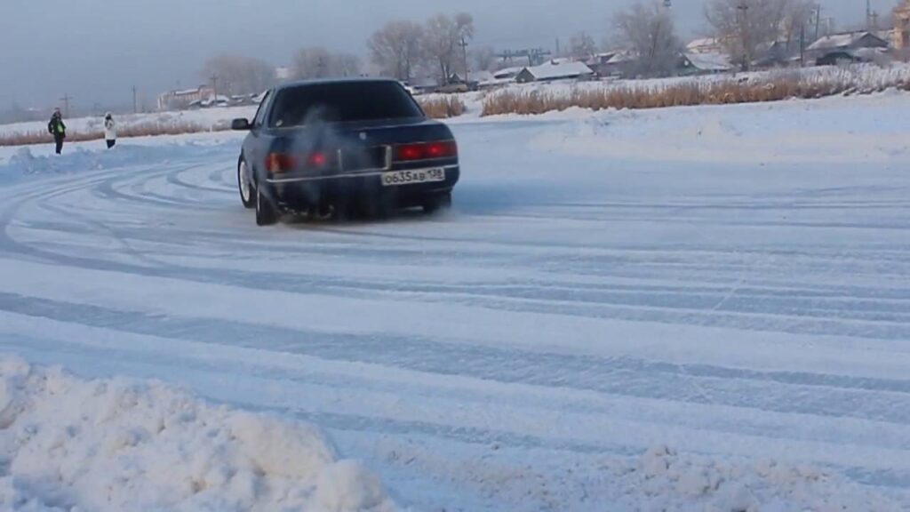 Зимняя школа экстремального вождения: полный гид по выбору, программе и подготовке