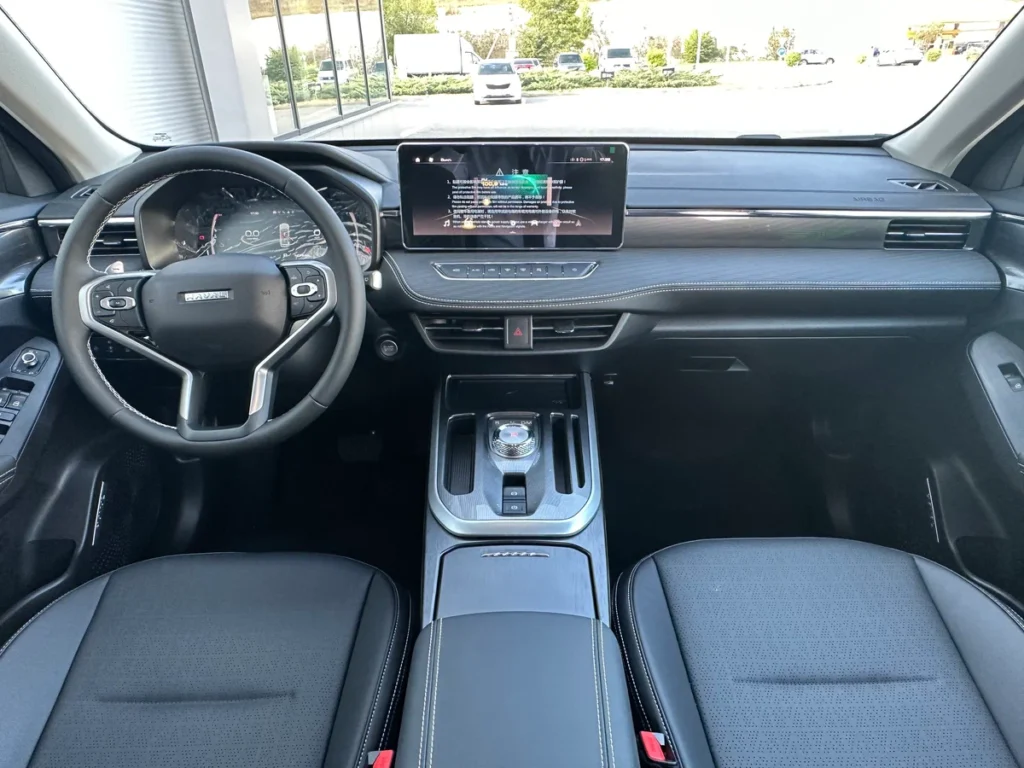 Chery Tiggo 7 Pro Max vs Haval Jolion — большое сравнение: расход, динамика, комфорт и ассистенты (2025)