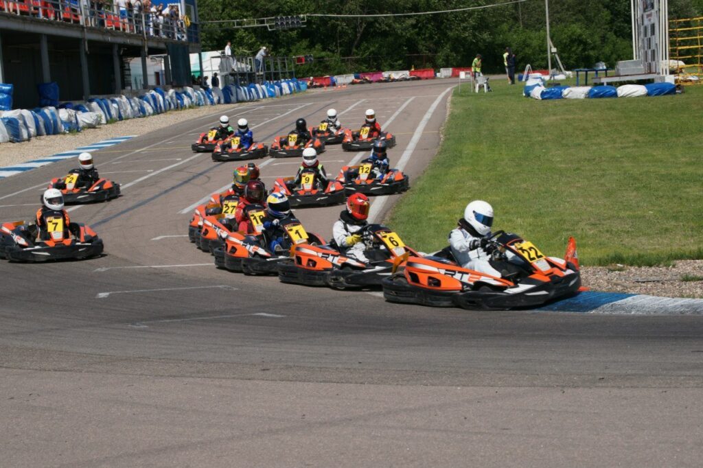 Картинг в России: лучшие трассы для тренировок — путеводитель по выбору, планам занятий и топ‑локациям