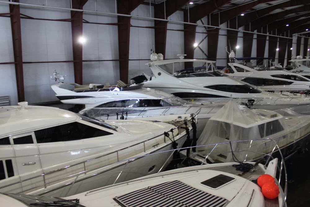 Зимняя консервация катера: советы профессионалов