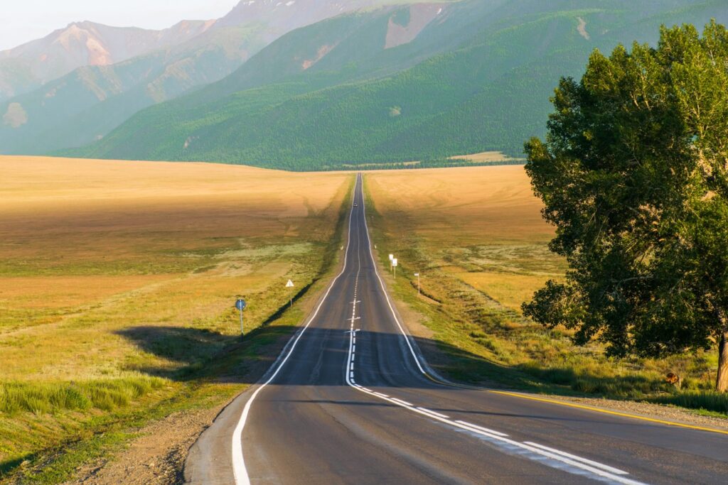 Маршруты выходного дня на кроссовере: самые интересные автомобильные поездки по России без жёсткого офф‑роуда