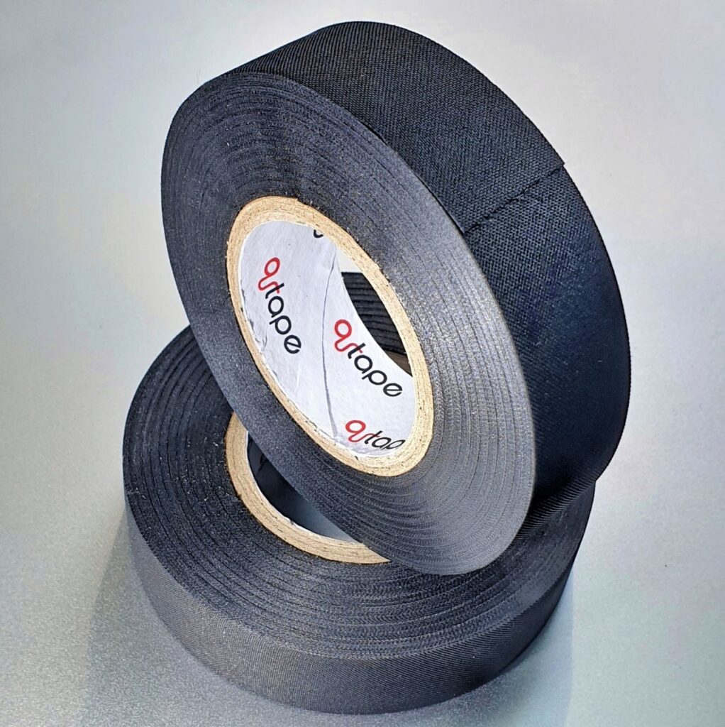 Скрипы в салоне: как искать «сверчков» и чем проклеивать безопасно